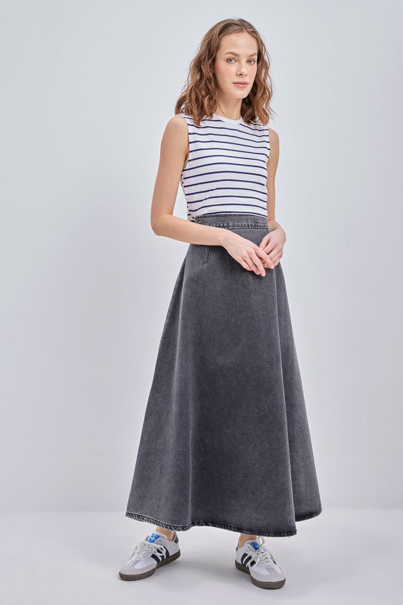 100% Cotton Denim Zipped Skirt