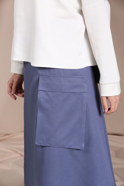 Asymmetric Pocket Skirt