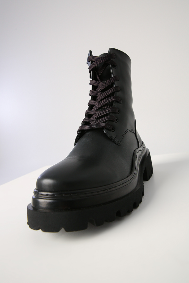 Lace-up Thick Sole Boots