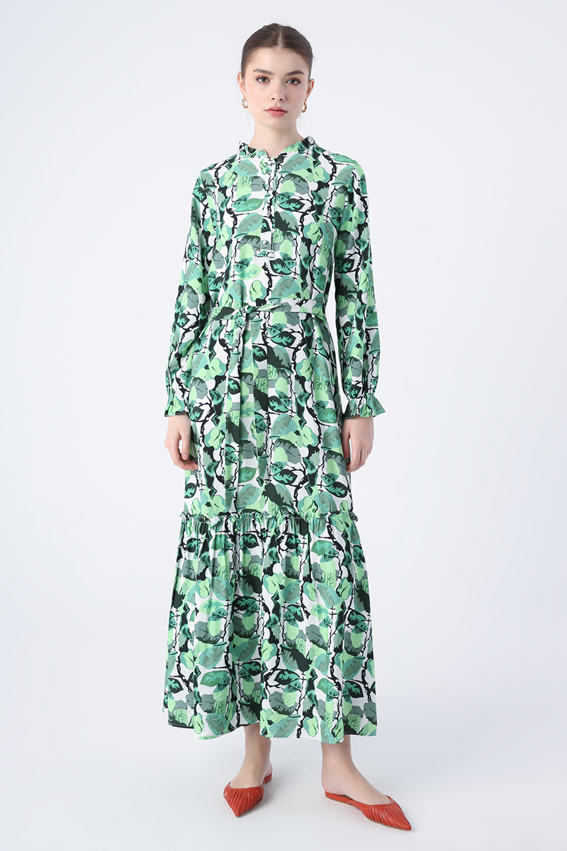 Bağlama Detaylı Yakası Fırfırlı Yarım Patlı Kuşaklı Viskon Elbise