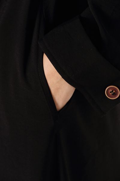 Hidden Button Abaya