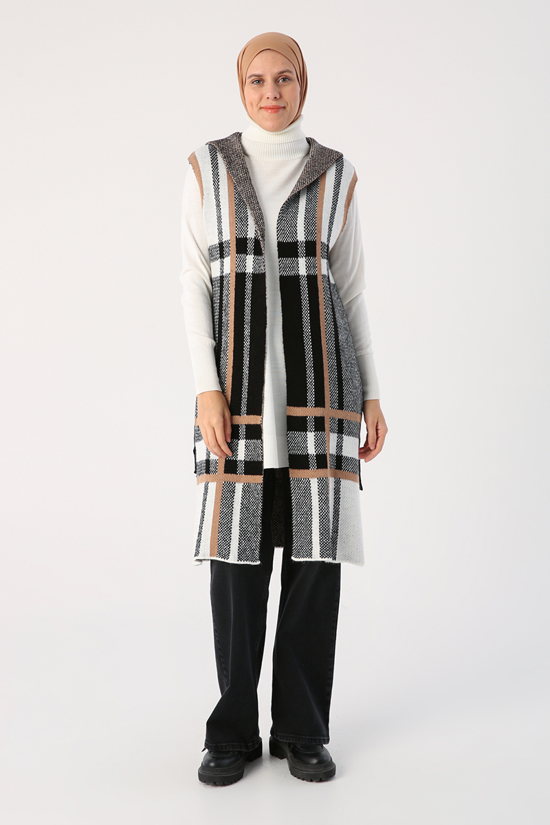 Large Checkered Knitwear Vest