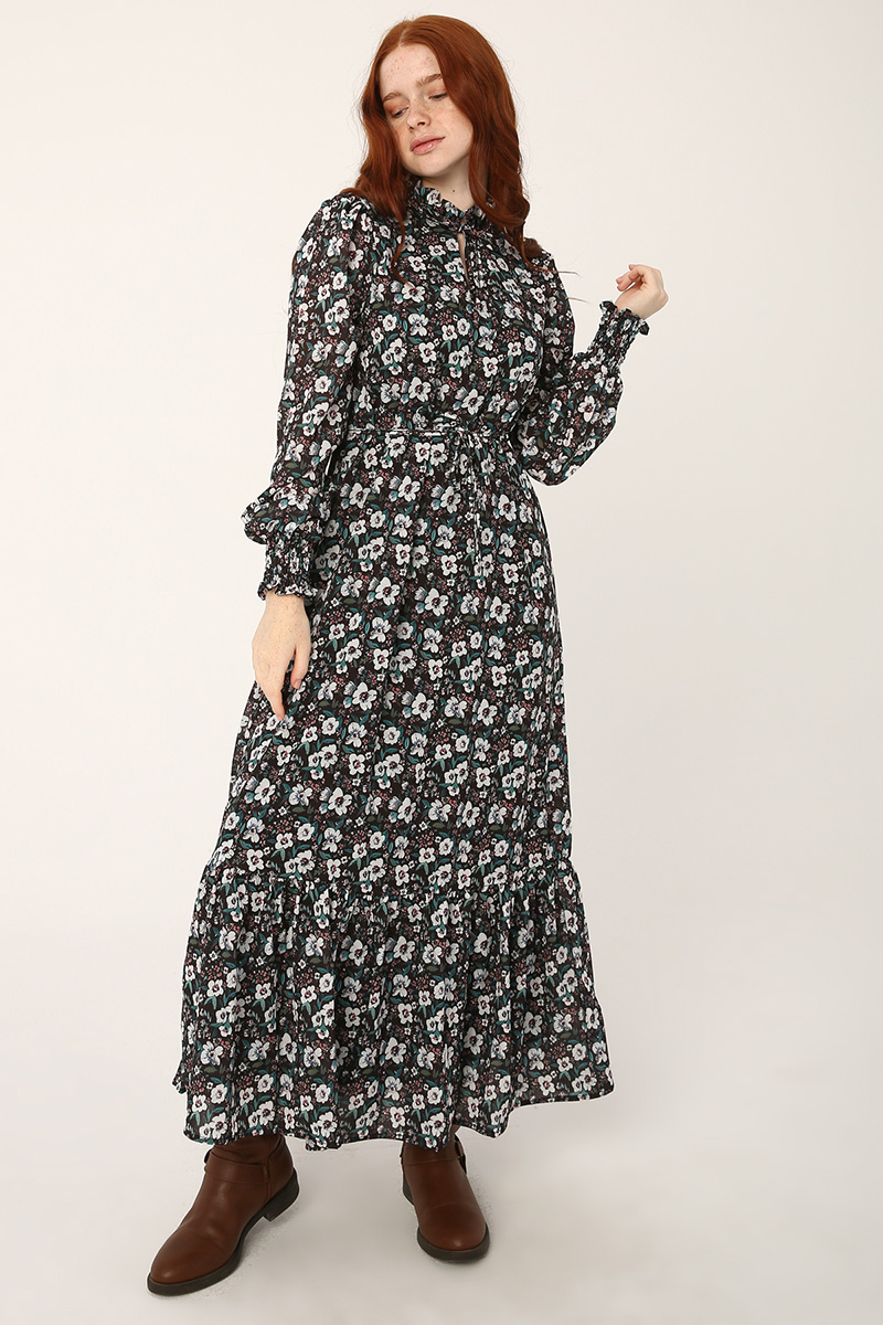 Etekleri Fırfırlı Uzun Çiçek Desenli Şifon Elbise