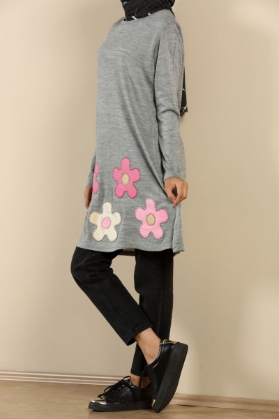 Flower Embroidered Knit Tunic