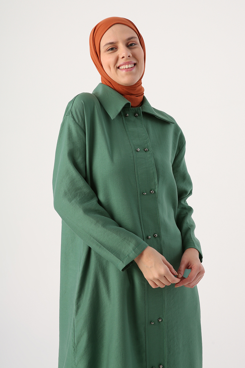 Double Buttoned Shirt Collar Natural Fabric Abaya
