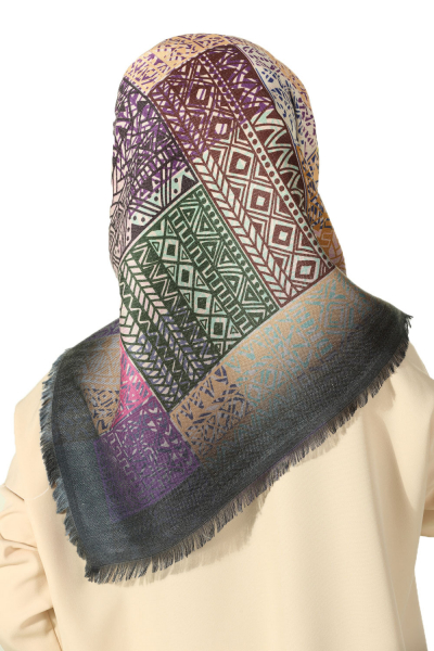 PATTERNED WINTER SCARF