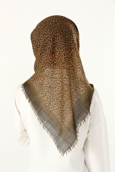 PATTERNED SCARF