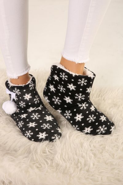 PATTERNED BOOTS