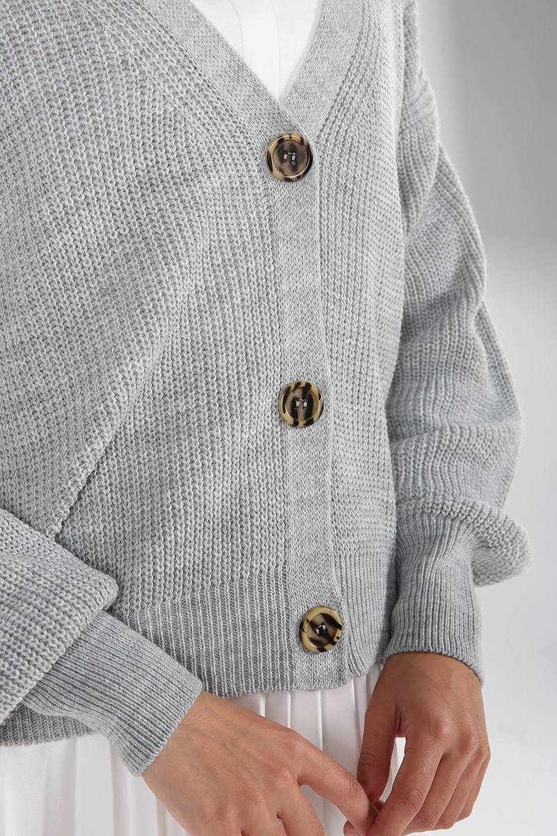 Buttoned Short Cardigan