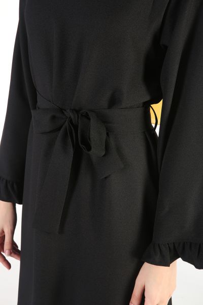 Ruffled Detail Belted Crew-Neck Dress