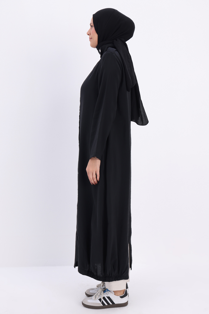 Abaya With Elastic Hem And Snap Closure
