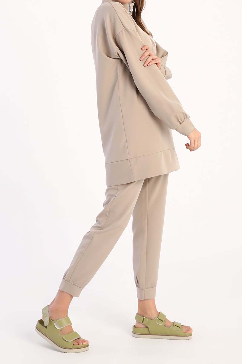 Zippered Neck Detailed Tracksuit