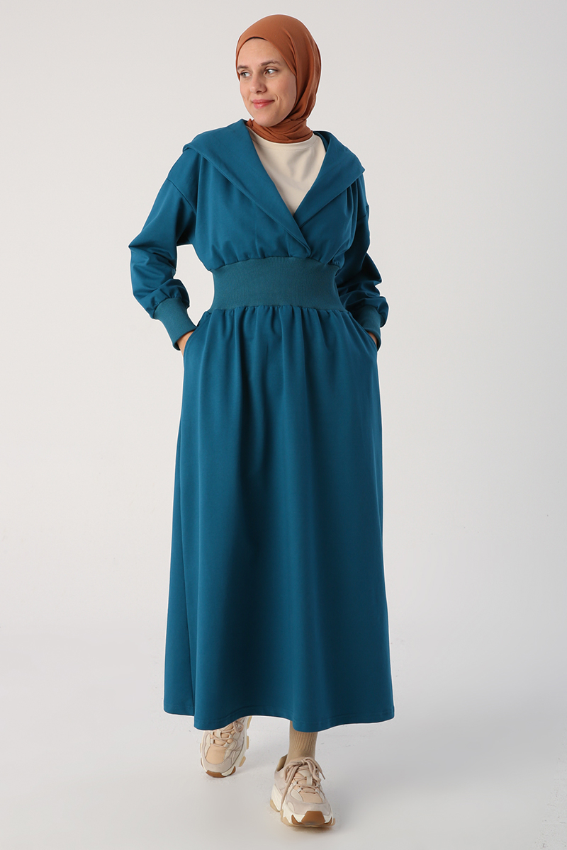 Garnish Ribbed Waist Hooded Dress