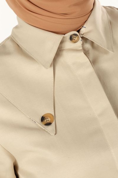 Collar Detailed Belted Abaya