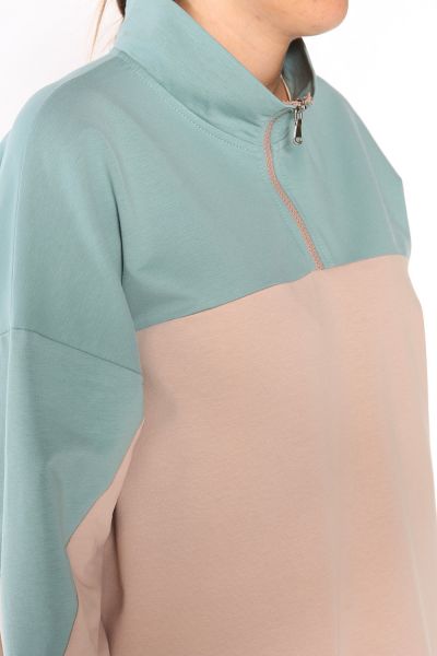 Zippered Sweatshirt Tunic With Pocket