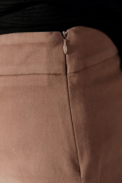 Hijab Confidential Zipper Trouser