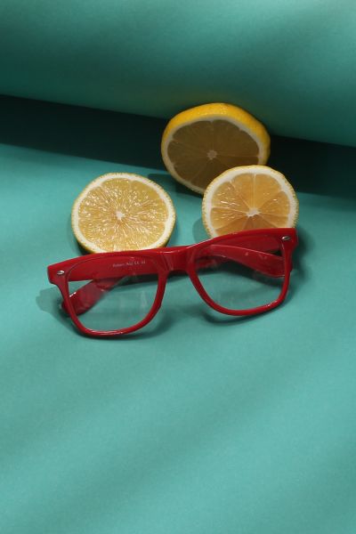Renkli Çerçeveli Gözlük