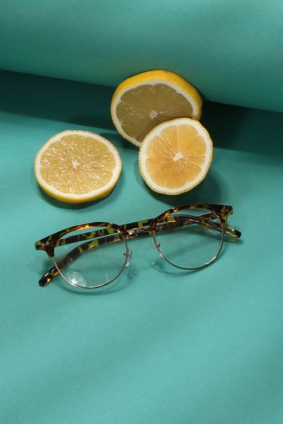 Cam Gözlük