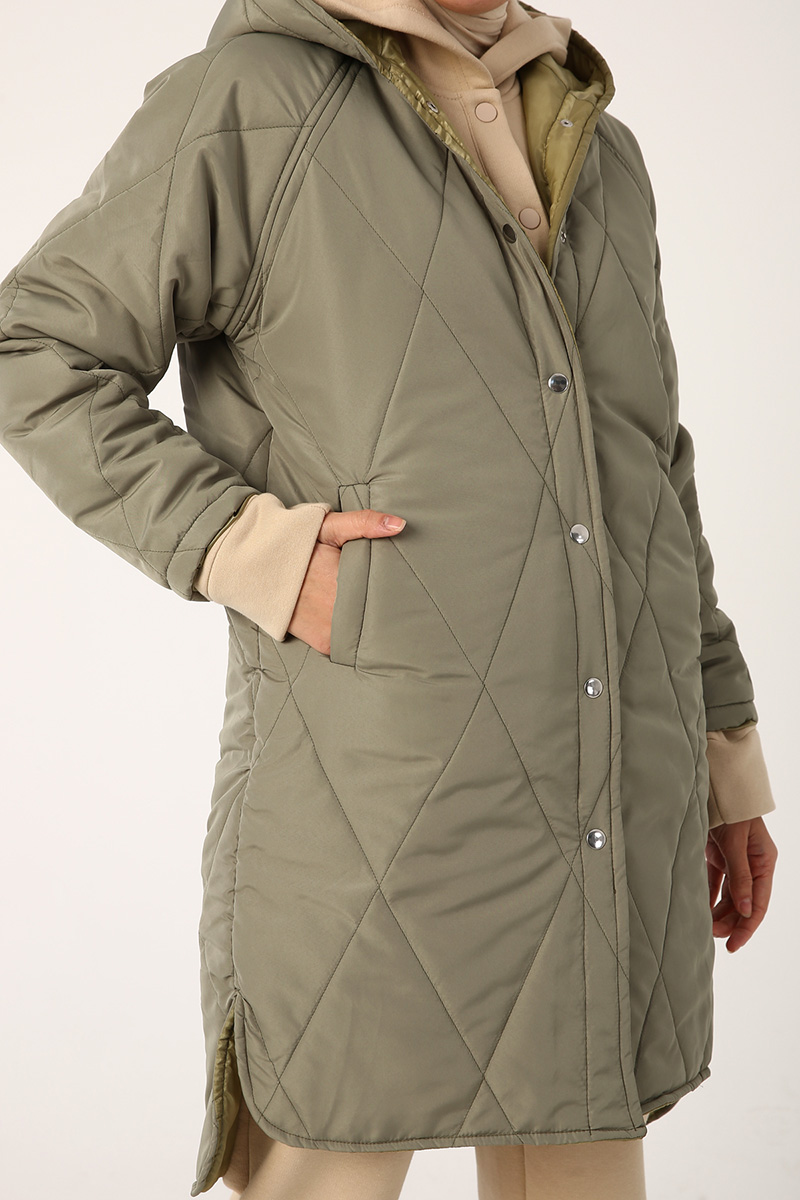 Snap Button Front Quilted Hooded Coat