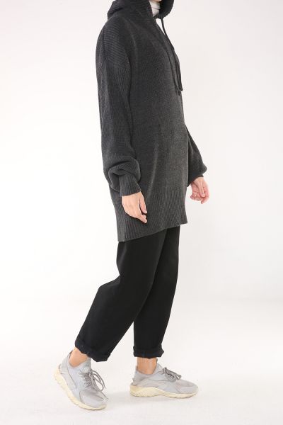 T-SLEEVE HOODED SWEATER