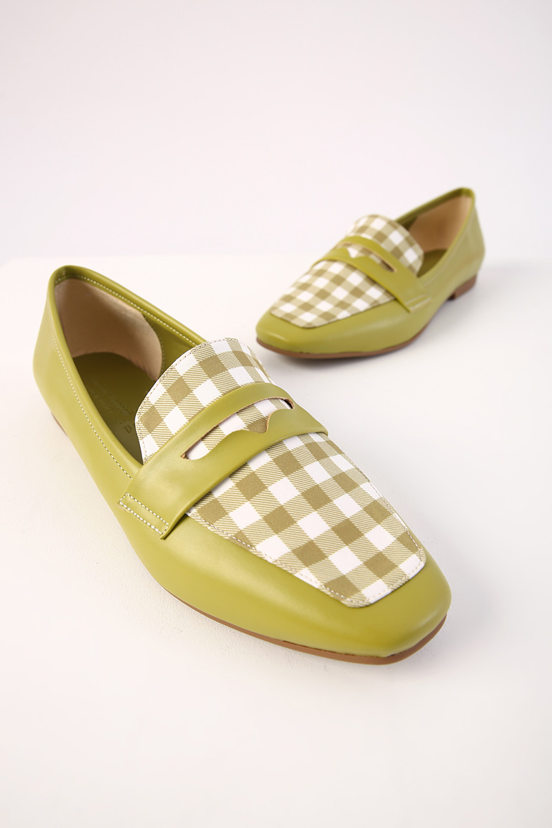Checked Loafer Shoes