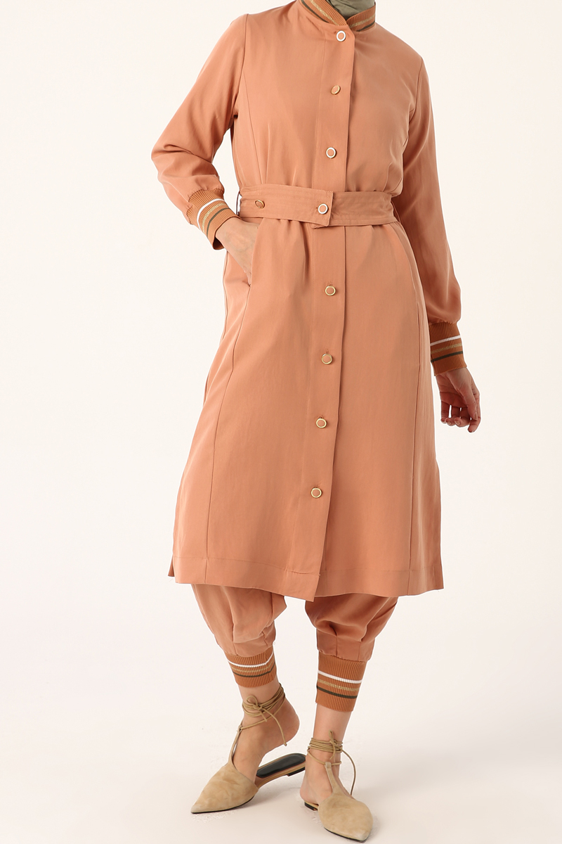 Neck And Sleeve Ribbet Belted Jacket