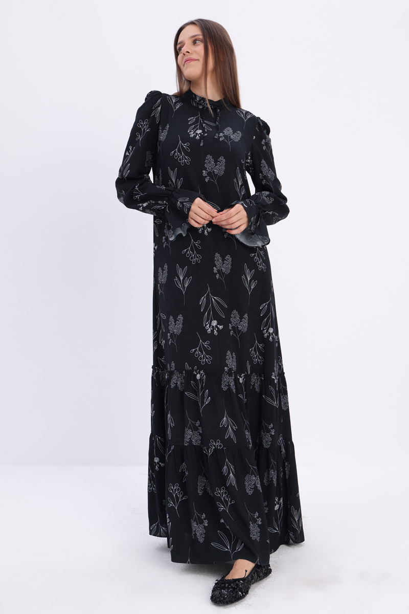Patterned Dress With Shirred Sleeves