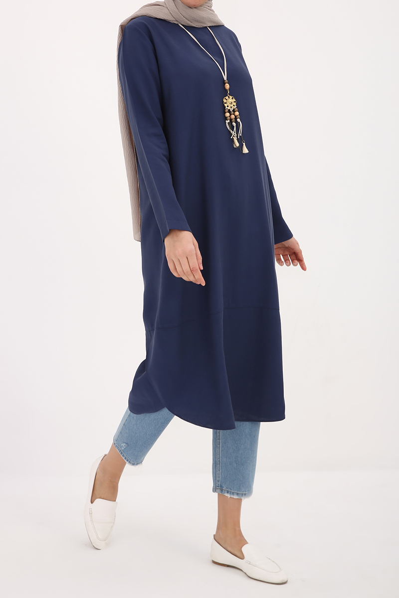ASYMMETRIC TUNIC WITH NECKLACE