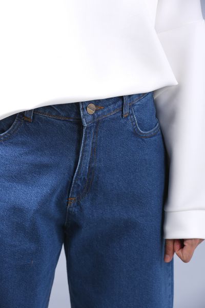 Paça Detaylı Kot Pantolon