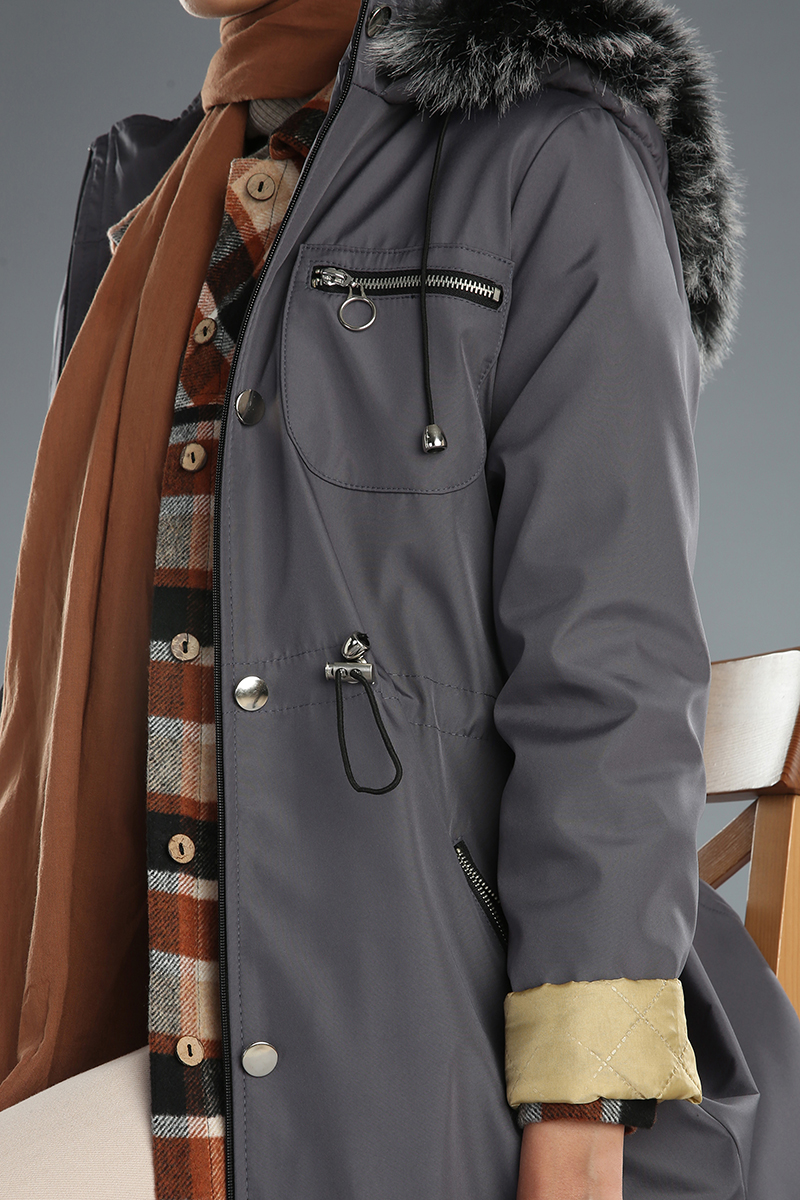 Fur Detailed Hooded Zippered Pocket Coat