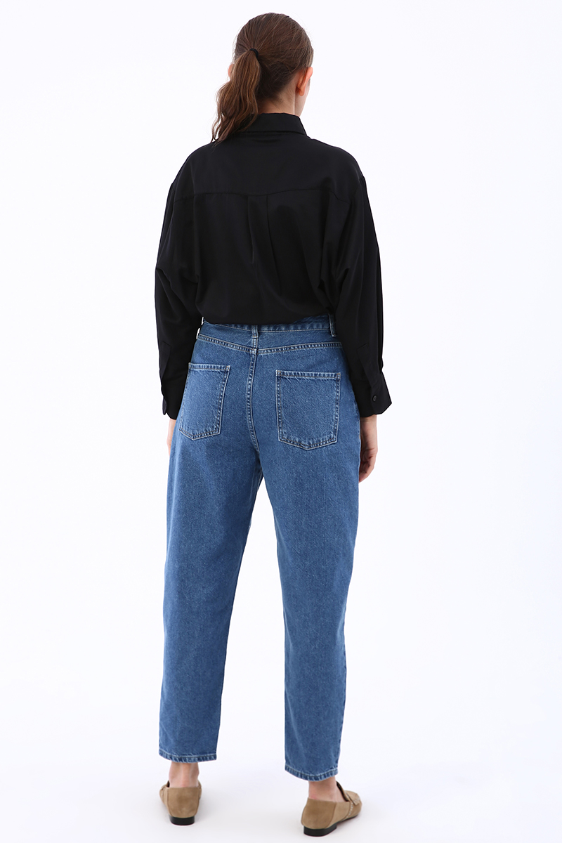 Pleated Mom Jeans