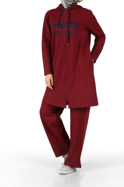 EMBROIDERED PLUS SIZE TRACKSUIT WITH HOOD