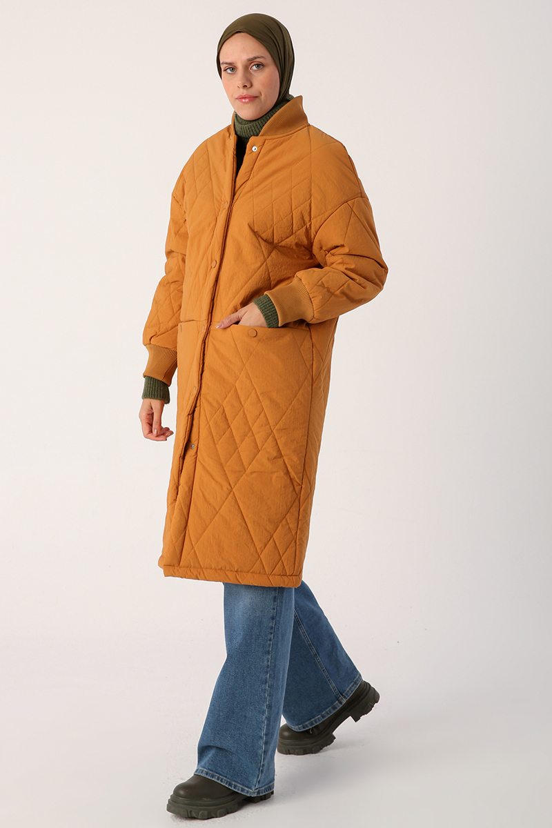 Oversize Ribbed Checkered Patterned Quilted Coat