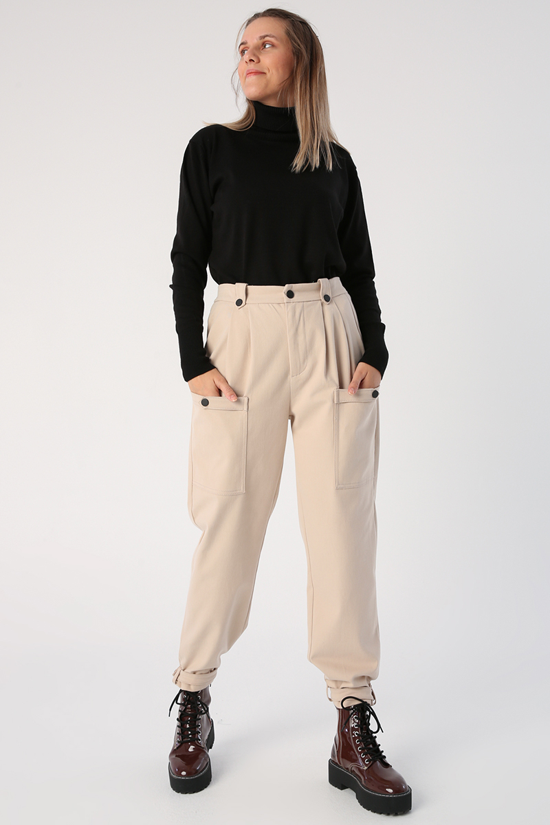 Cotton Epaulette Detailed Cargo Pants with Snaps
