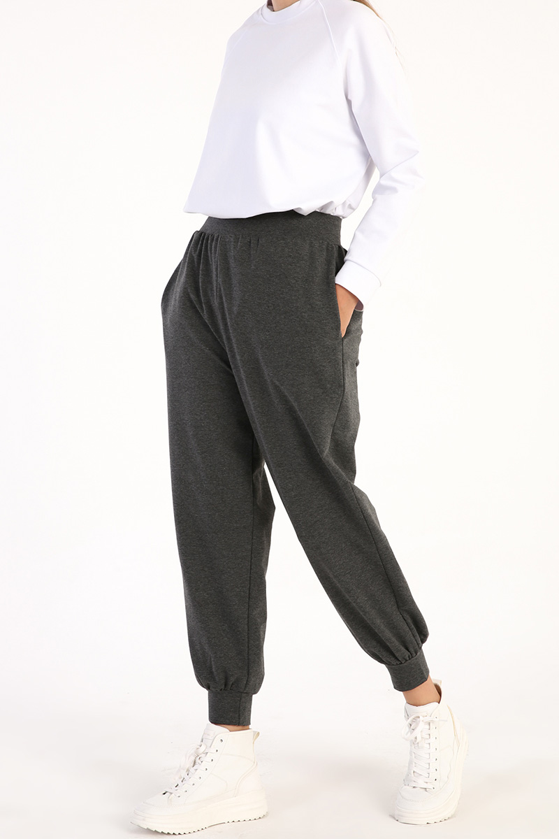 Comfy Pocket Detailed Pants