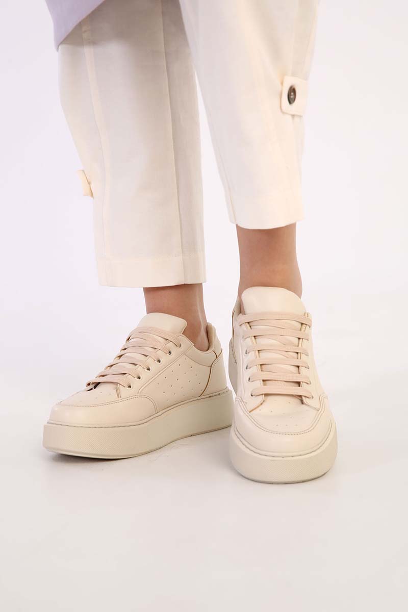 Lace Up Comfy Sneakers