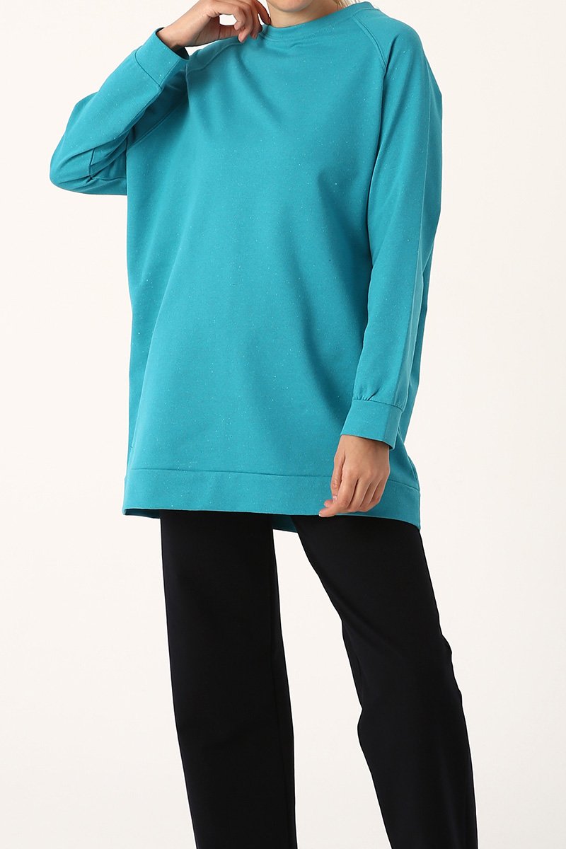 Raglan Sleeve Basic Sweatshirt