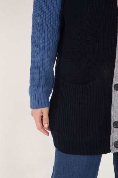 BUTTONED CARDIGAN