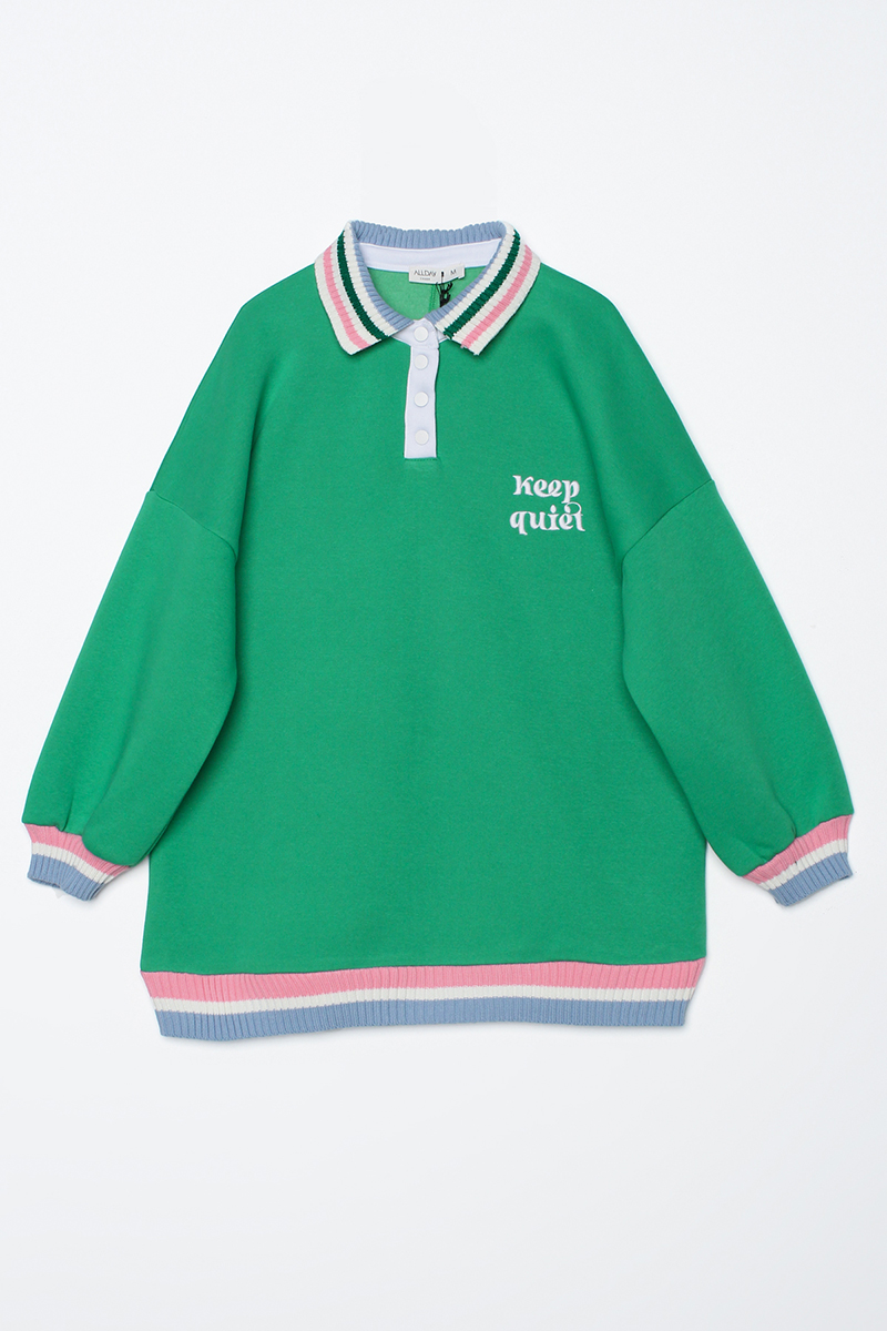 Raised Knitwear Garnish Embroidered Sweatshirt
