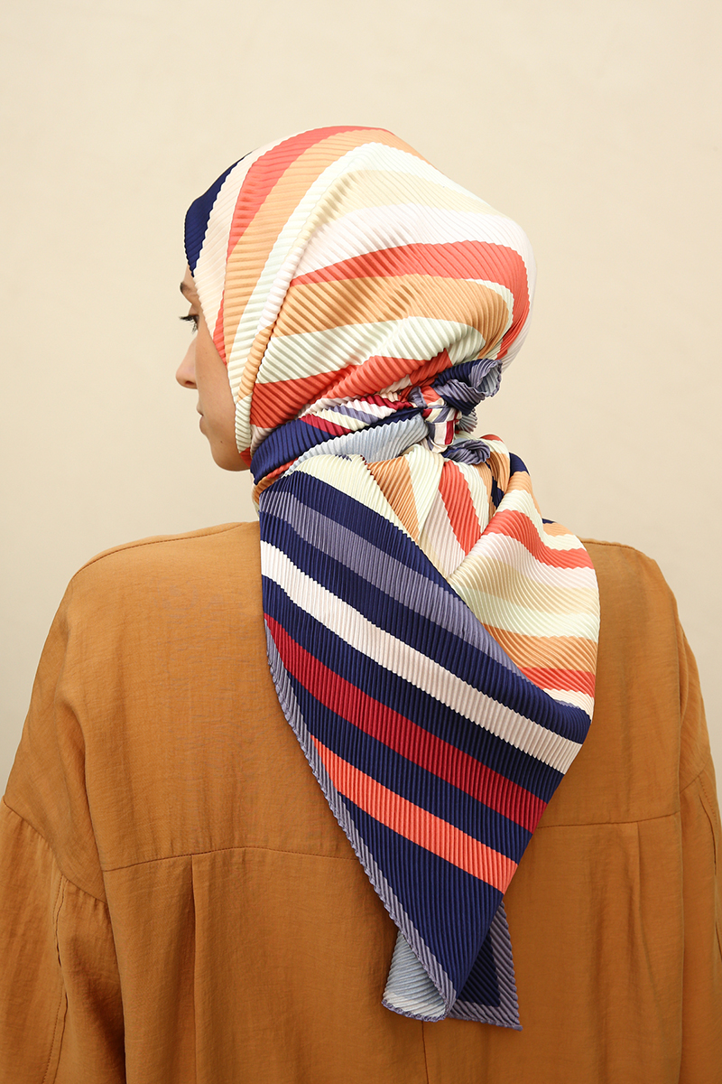 Striped Pleated Scarf 