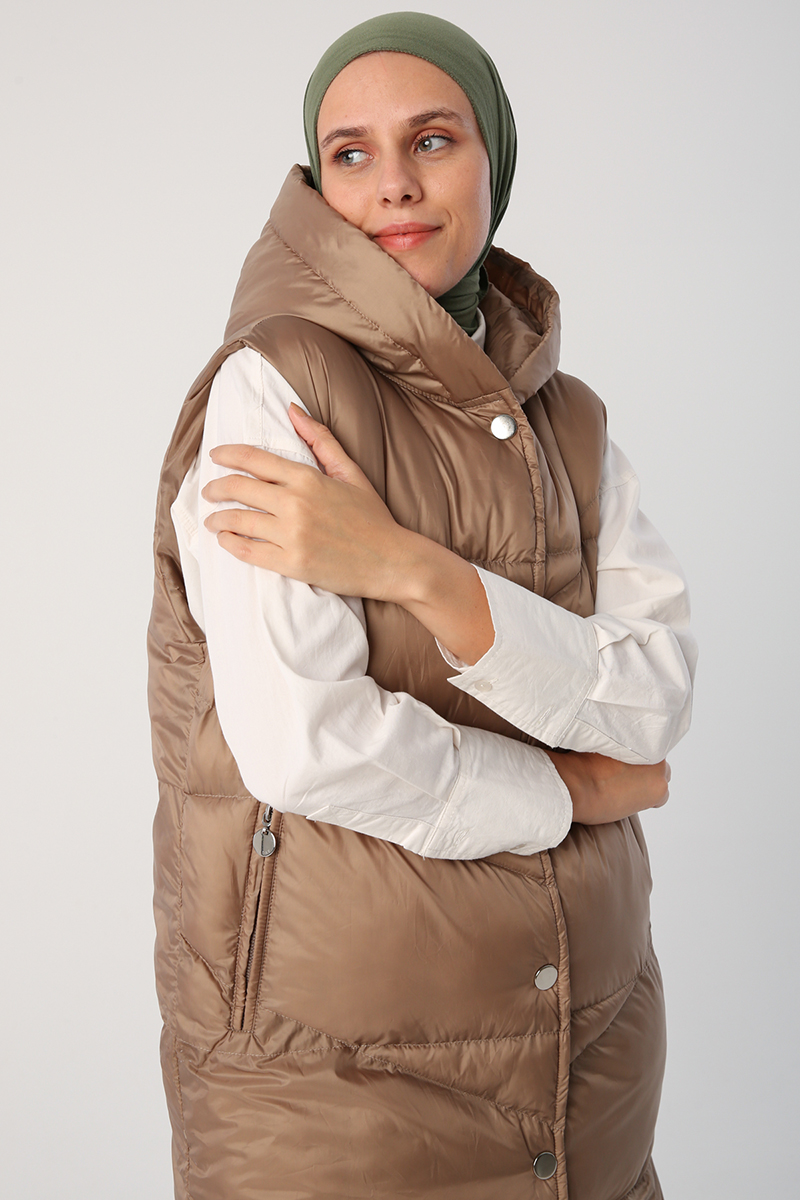 Geometrical Quilted Puffy Vest