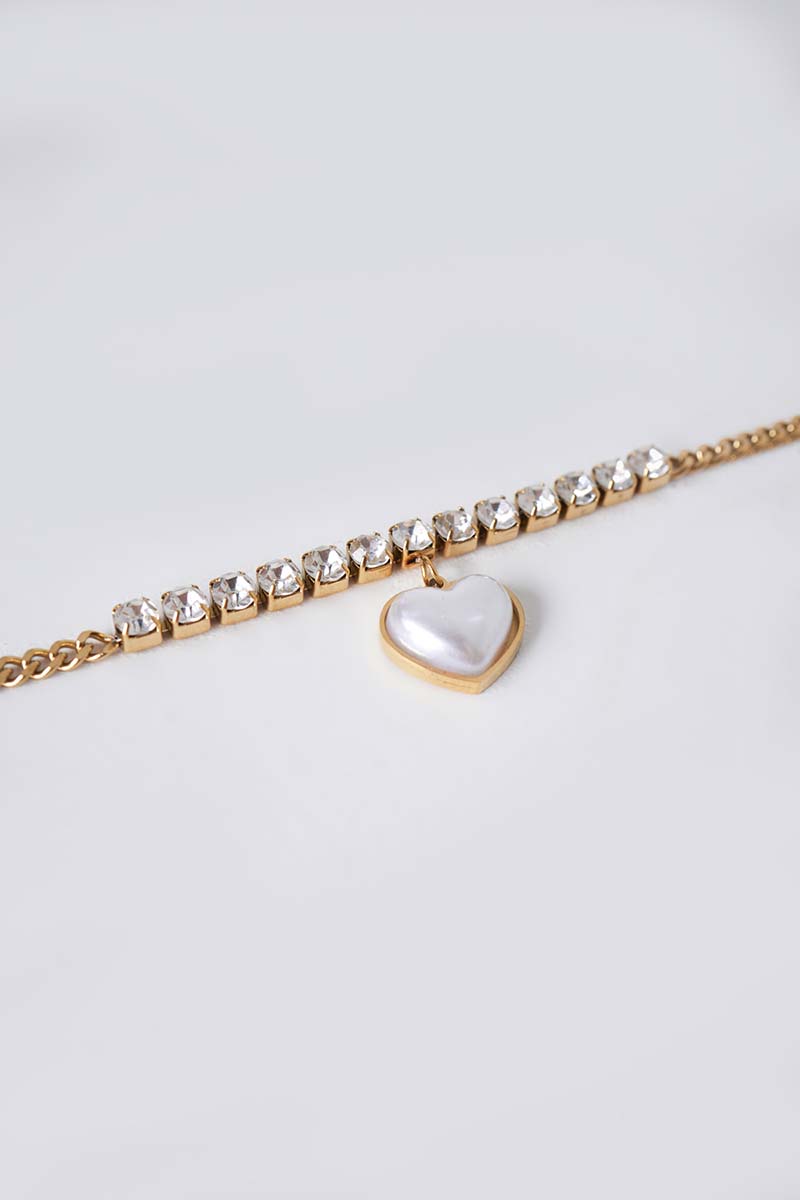 Heart Detailed Steel Bracelet With Stones