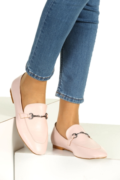 Buckle Flat Shoes