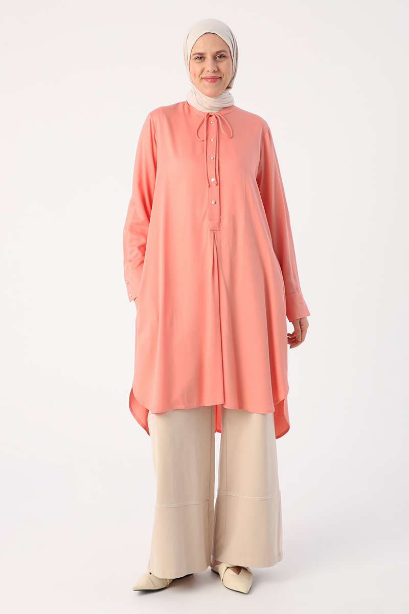Half-Pleated Viscose Tunic with Channel on the Collar