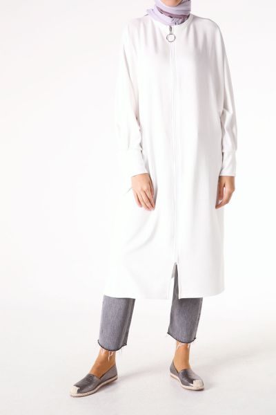 BATWING SLEEVE CAPE