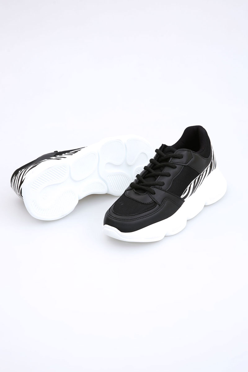 Zebra Desen Detaylı Spor Ayakkabı